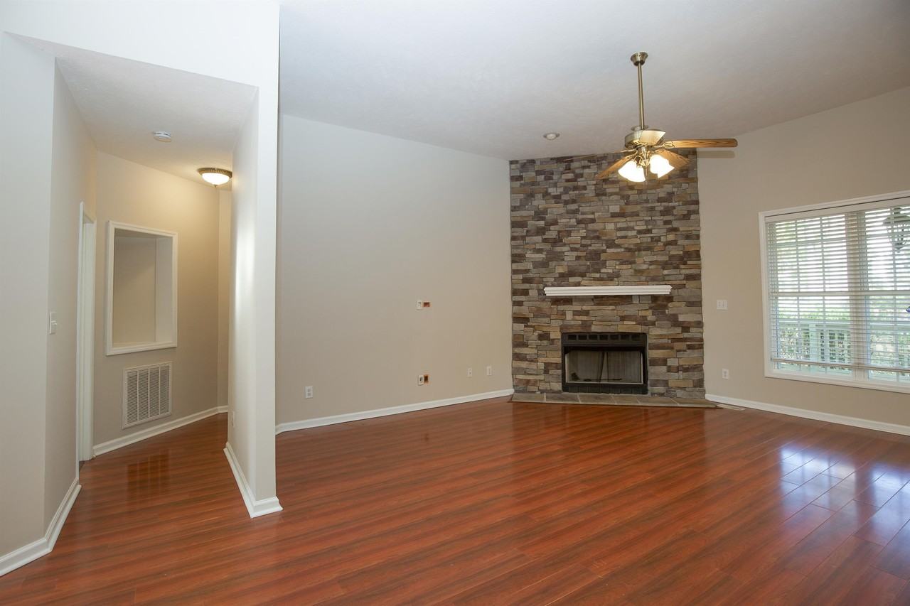 26 Tahoe Cir #1 - Photo 4 of 20