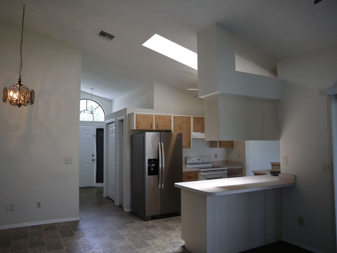 1864 N Merrick Dr - Photo 2 of 25