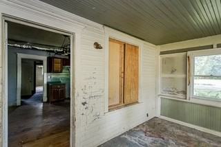 435 Cowen St #1 - Photo 4 of 20