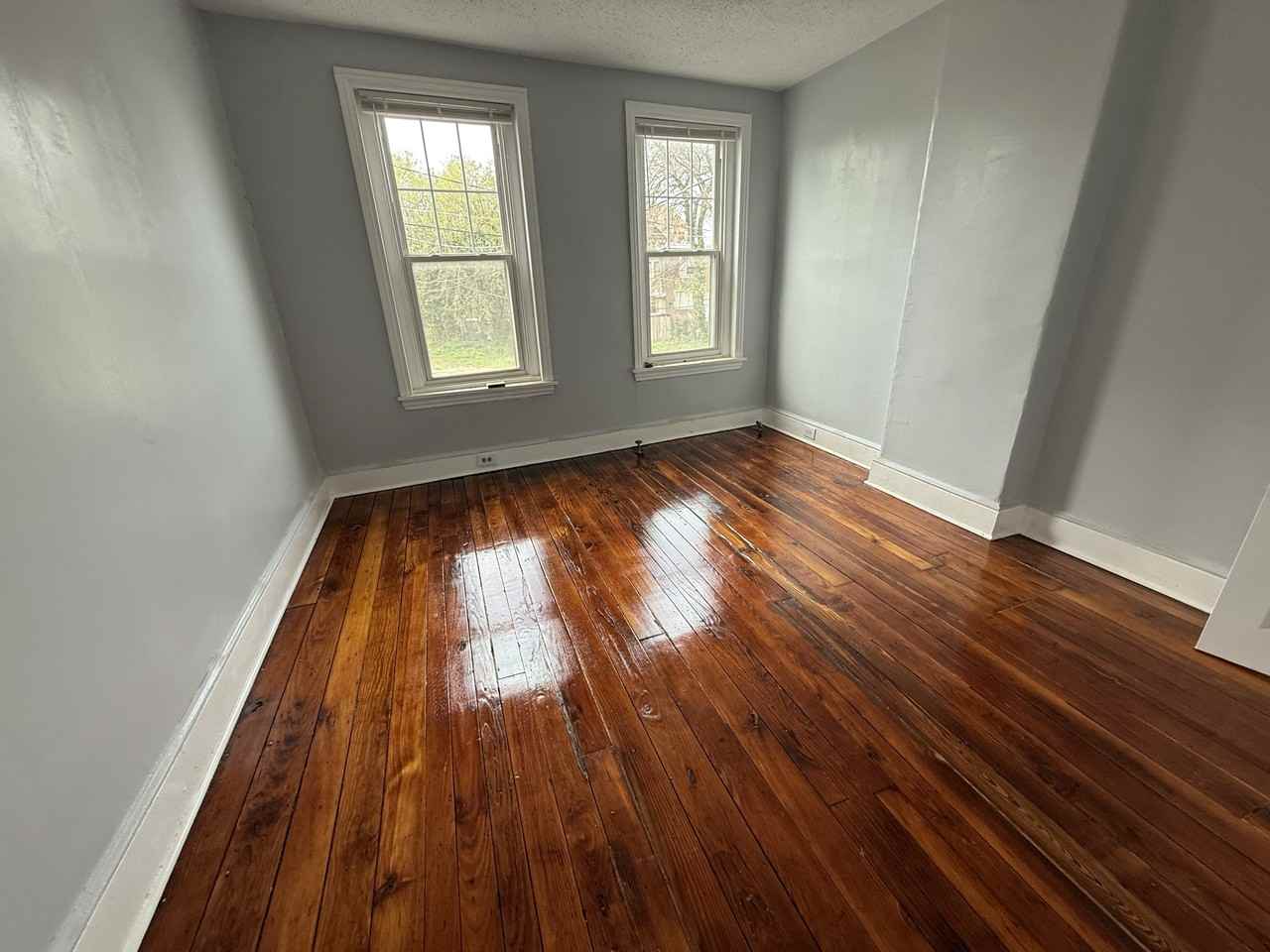 920 Newton Ave #1 - Photo 6 of 10