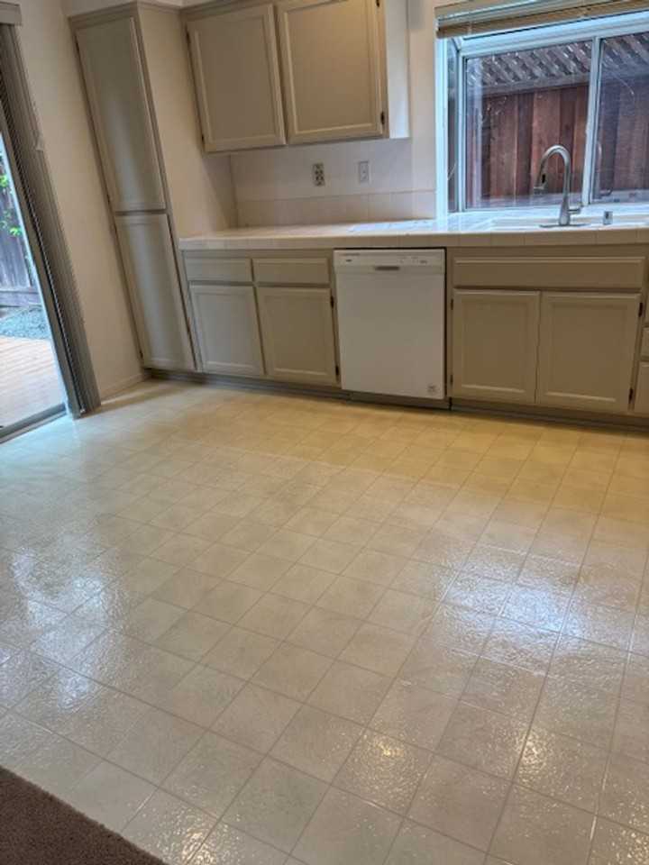 3025 Staples Ranch Dr - Photo 2 of 21