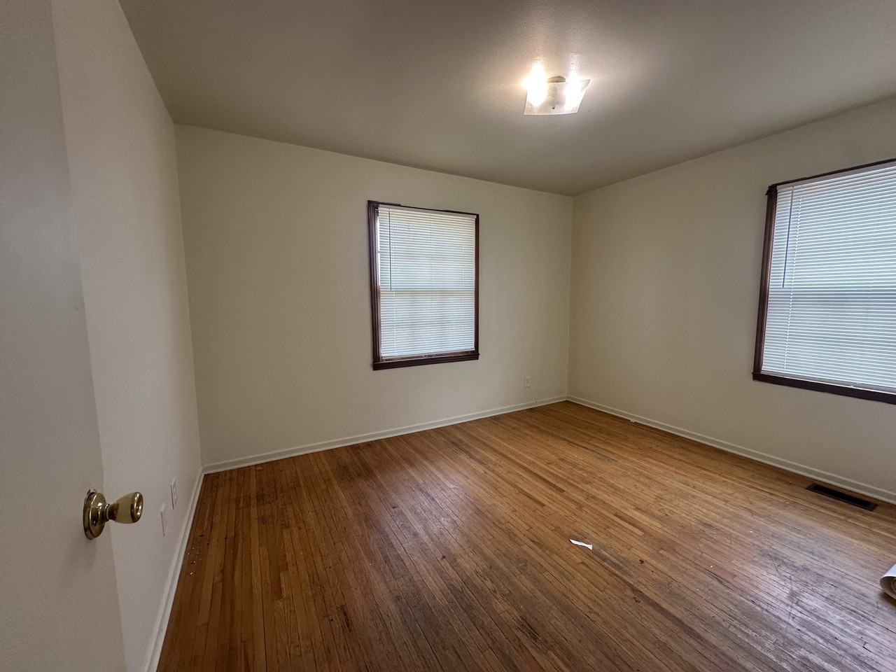 400 Lancashire Rd #1 - Photo 5 of 10