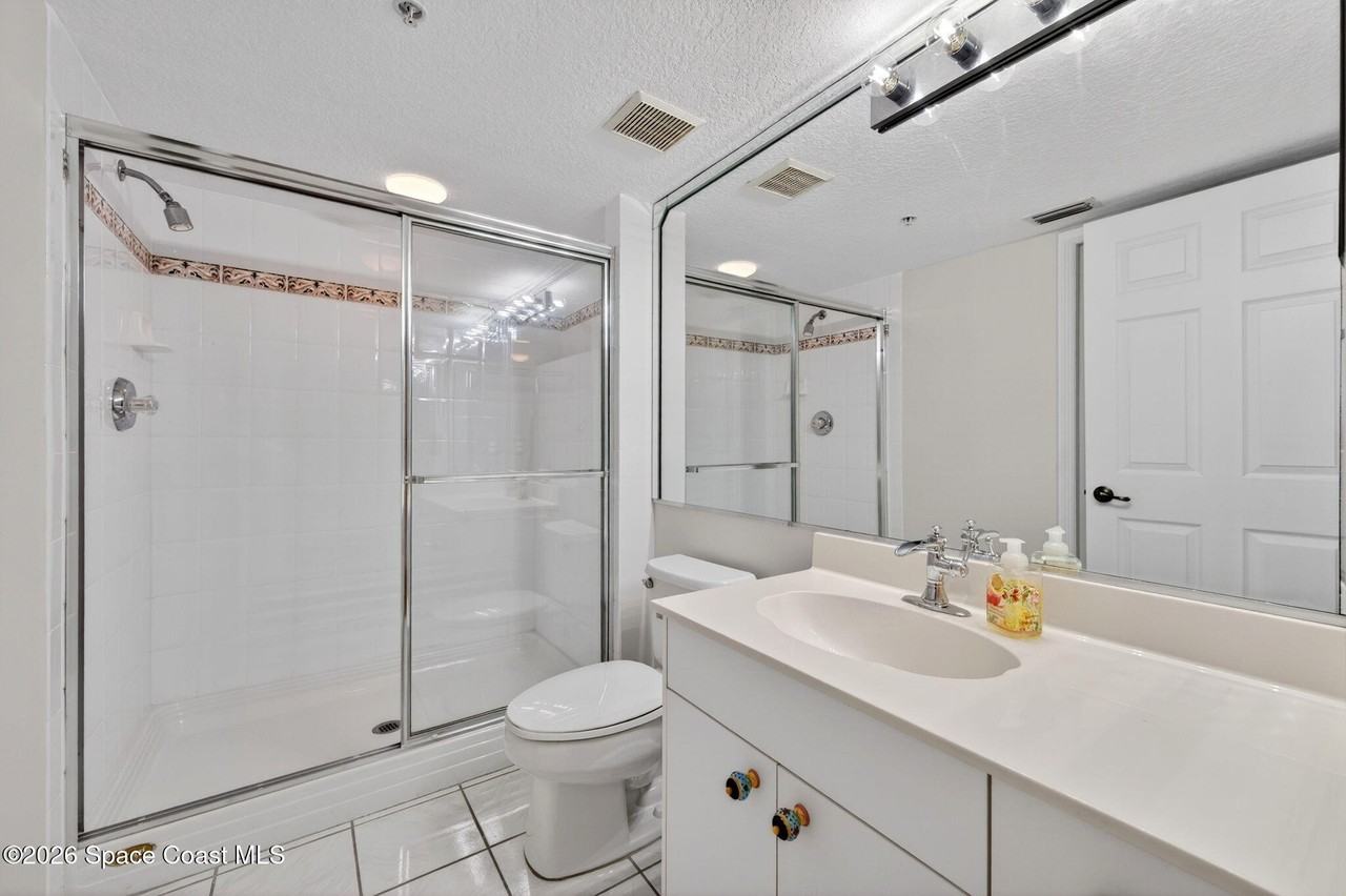 102 Riverside Drive 306 - 306 #306 - Photo 2 of 8