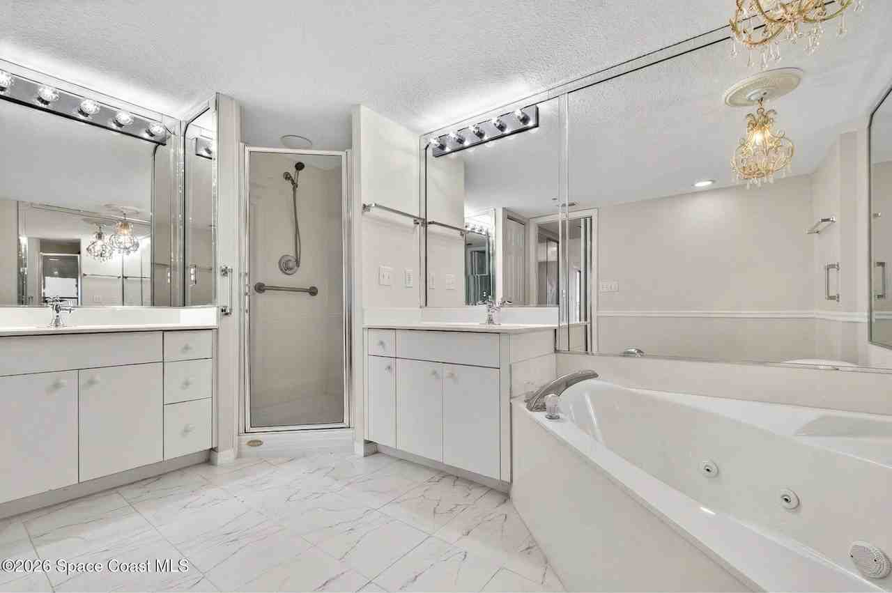 102 Riverside Drive 306 - 306 #306 - Photo 6 of 8