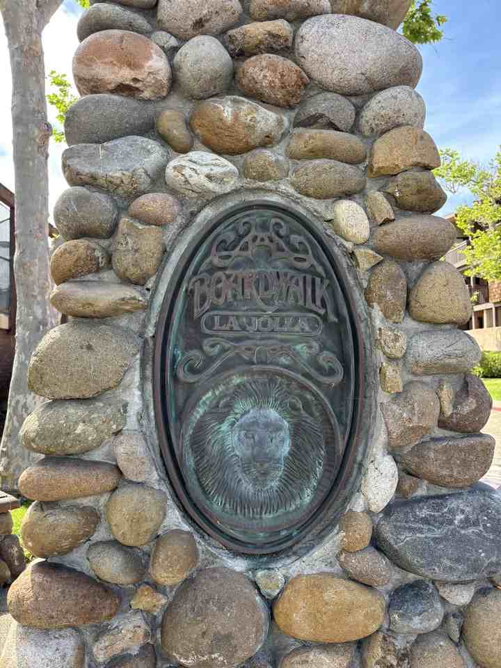 8860 Villa La Jolla Dr 106 - 106 #106 - Photo 2 of 33