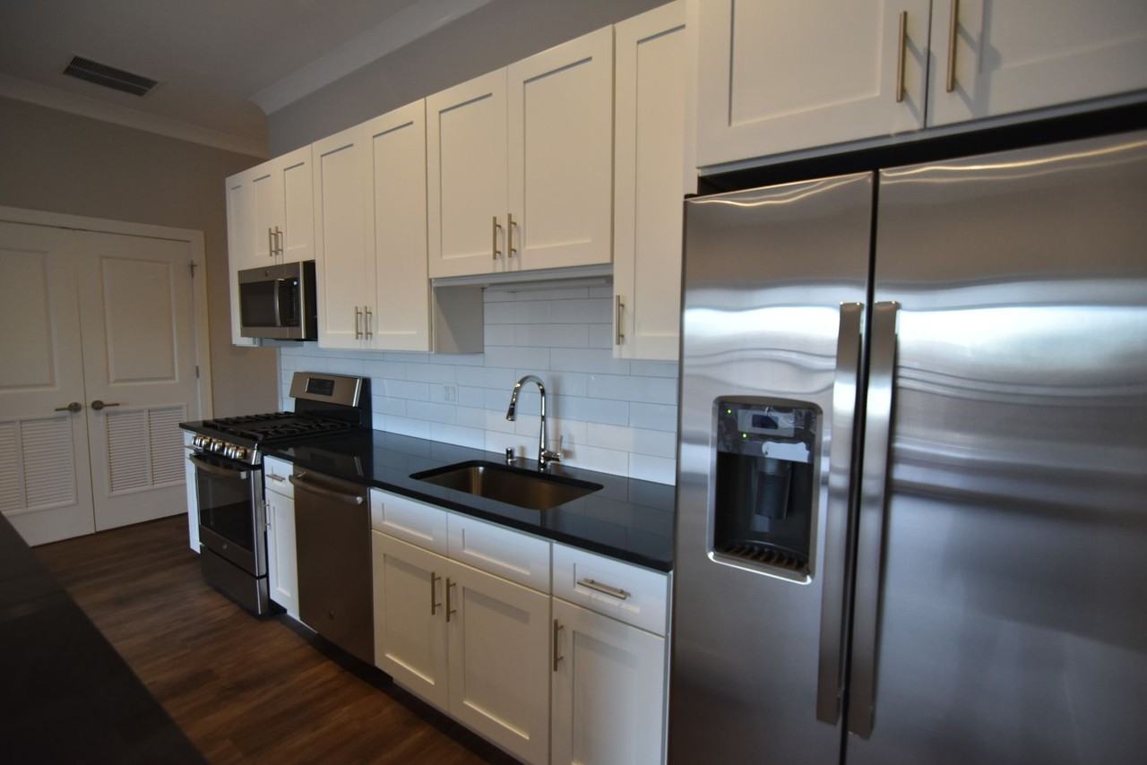 927 W. Irving Park - Photo 7 of 34