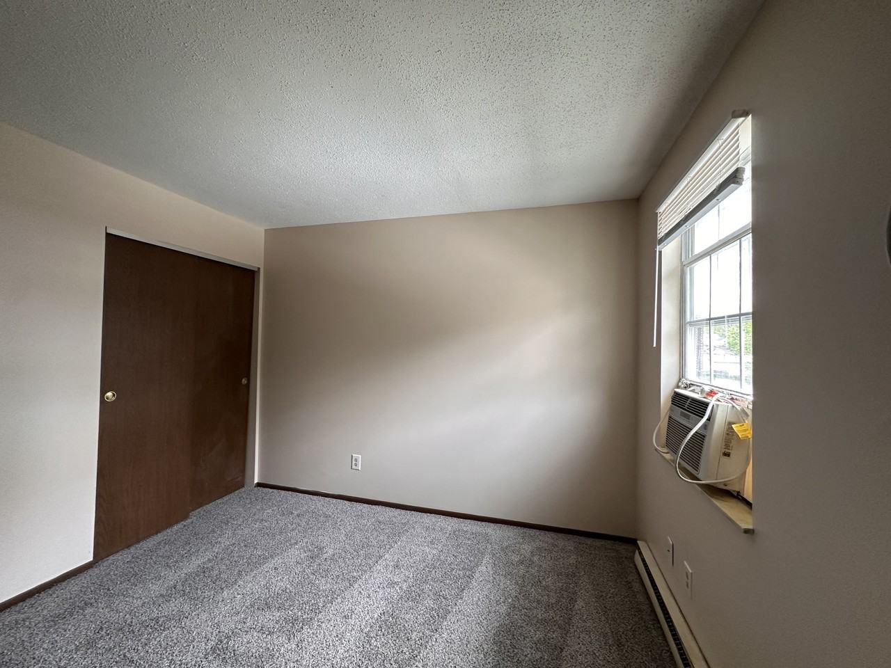 220 Marks AveApt C #C - Photo 7 of 7