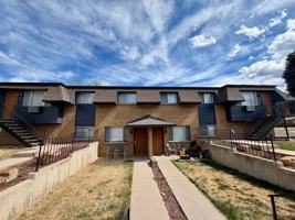 featured image of 1628 Azalea Dr #3