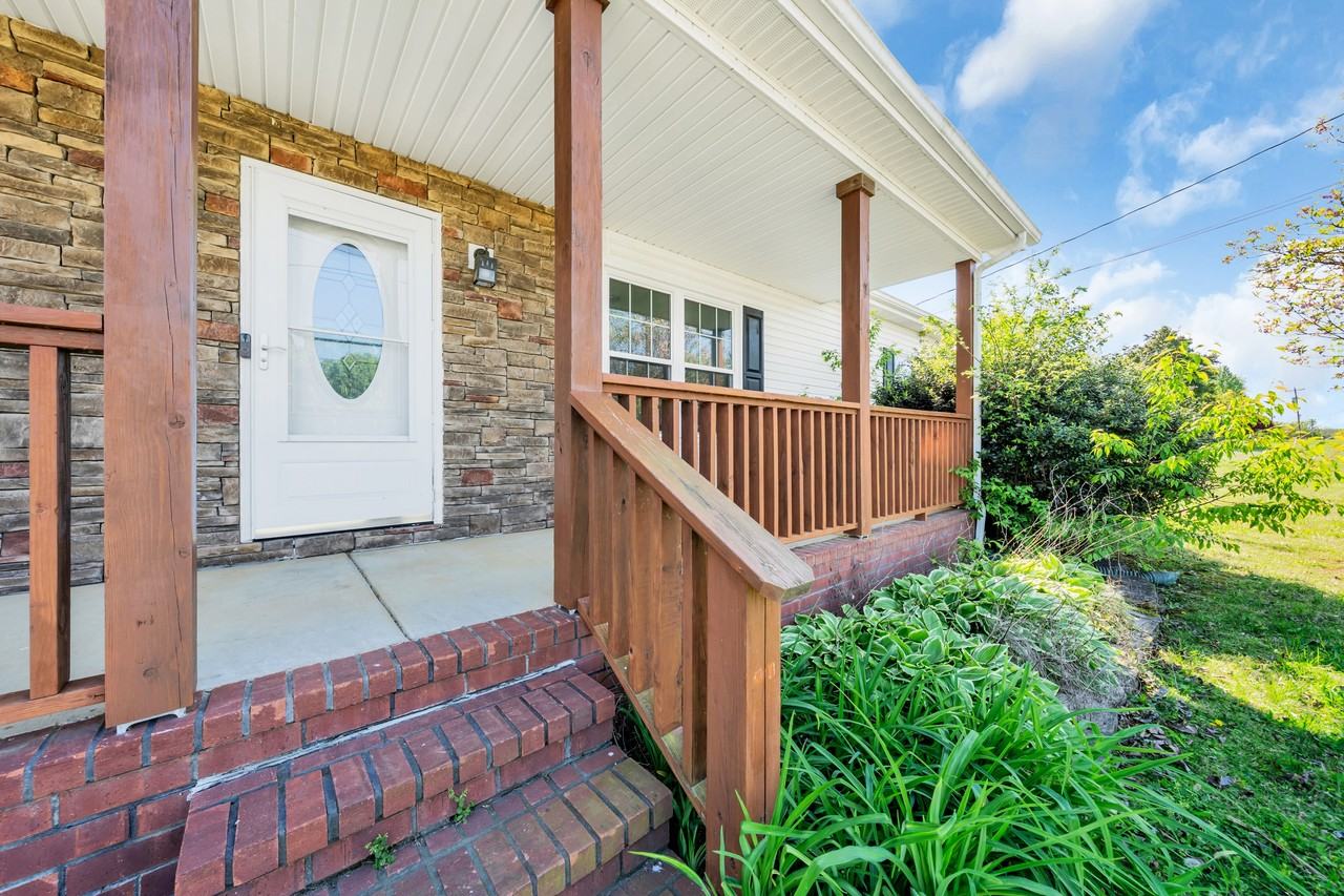 211 Fall Creek Dr #1 - Photo 2 of 37