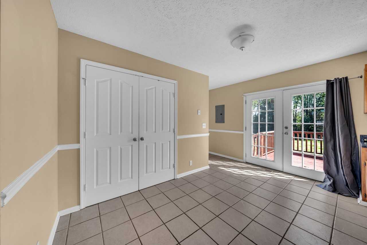 211 Fall Creek Dr #1 - Photo 6 of 37