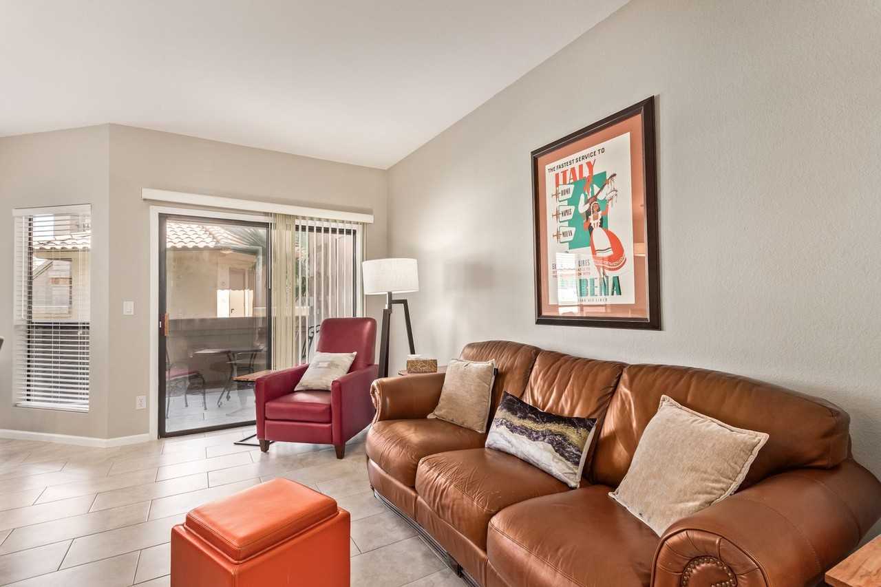 1502 1502 - 9711 E Mountain View Rd #1502