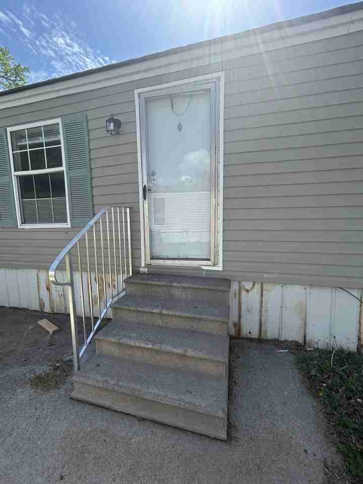 134 Zackary St #1 - Photo 2 of 20