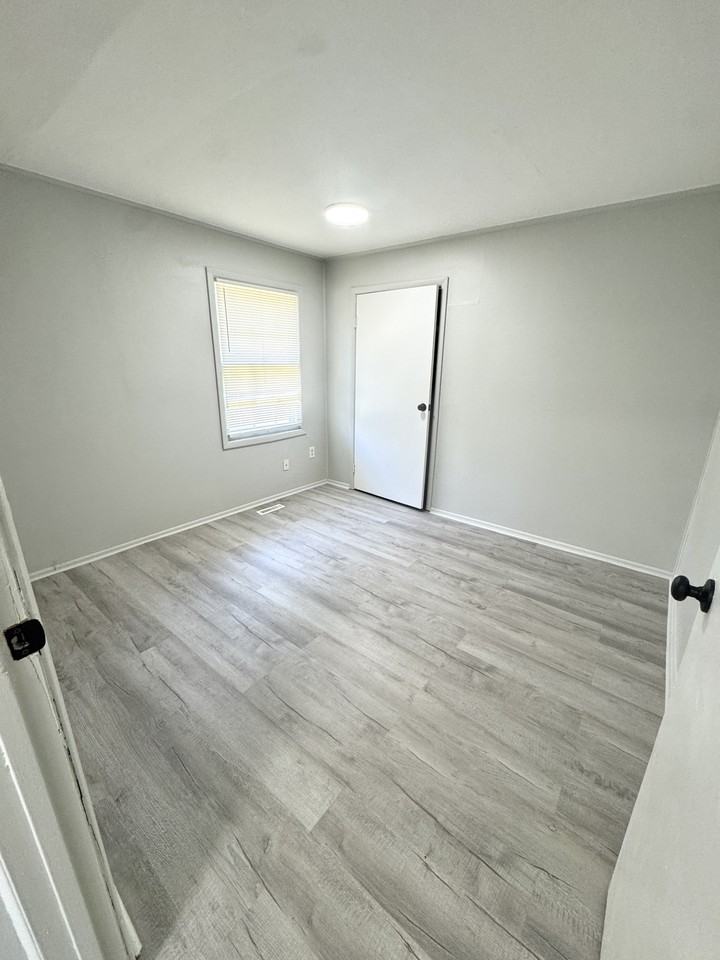 1337 Iron Ridge Rd #2 - Photo 7 of 14