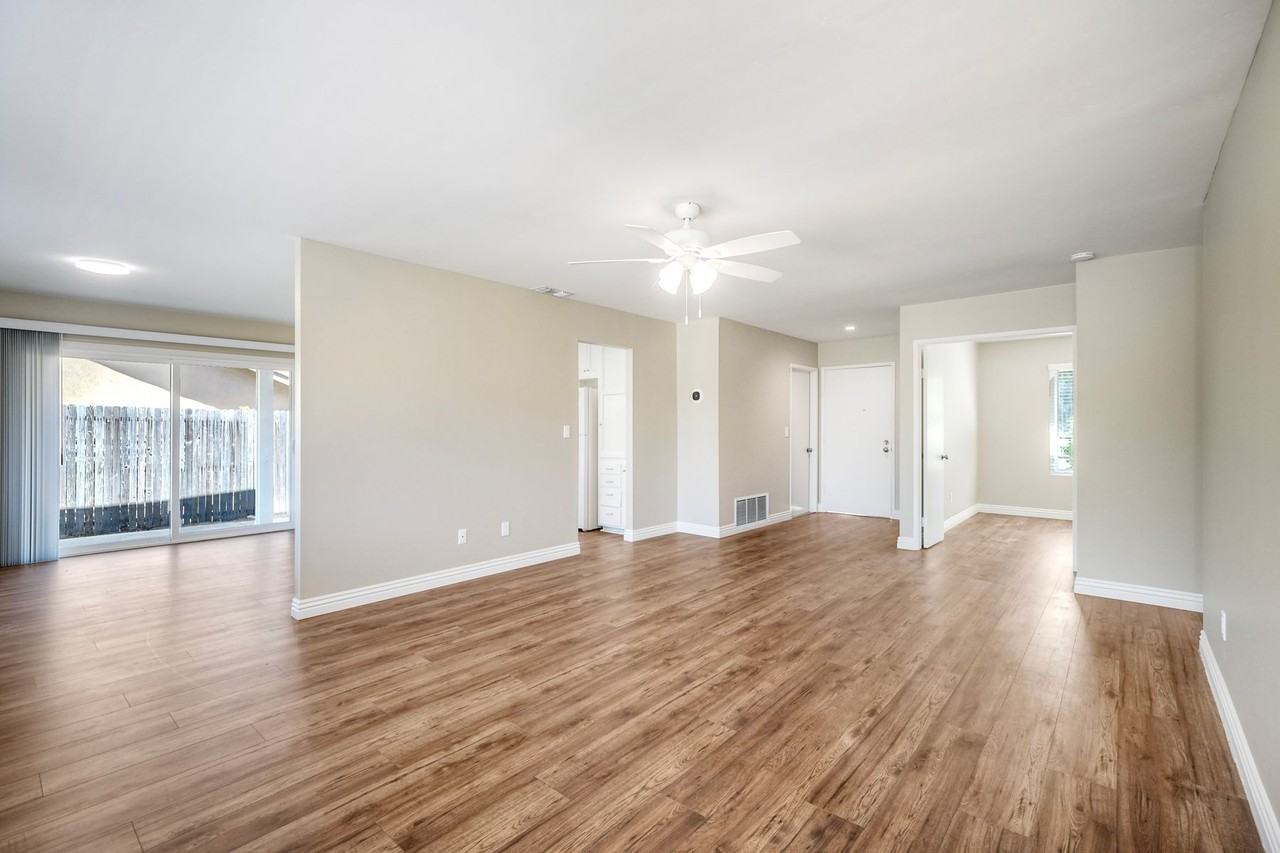 344 Rancho Vista Pl #1 - Photo 4 of 17