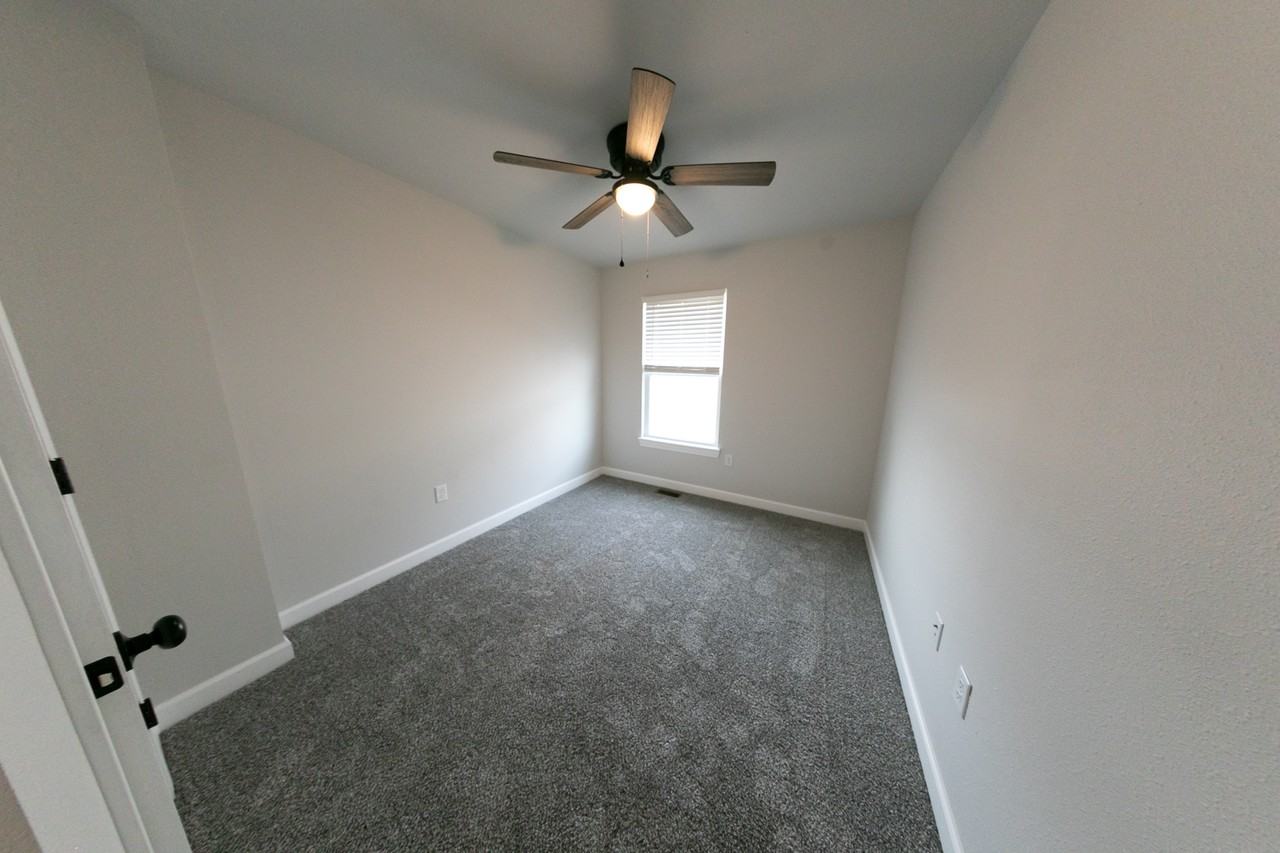 374 Se 85th Rd #D - Photo 5 of 25