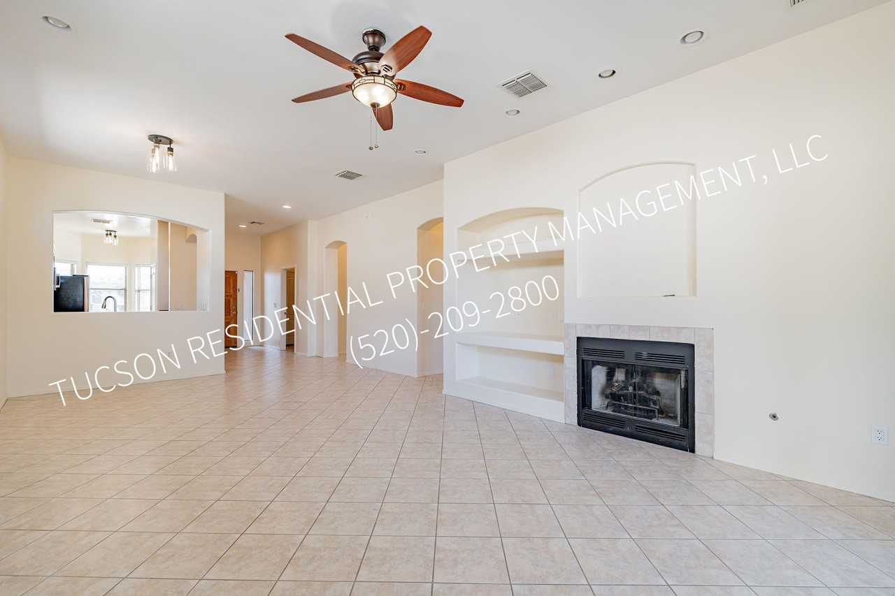 10444 S Frontier Ranch Pl #1 - Photo 7 of 34