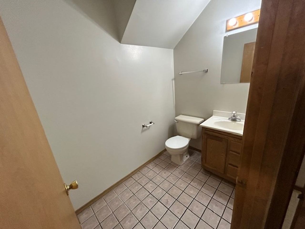 1377 Lawson Ln - Photo 6 of 19