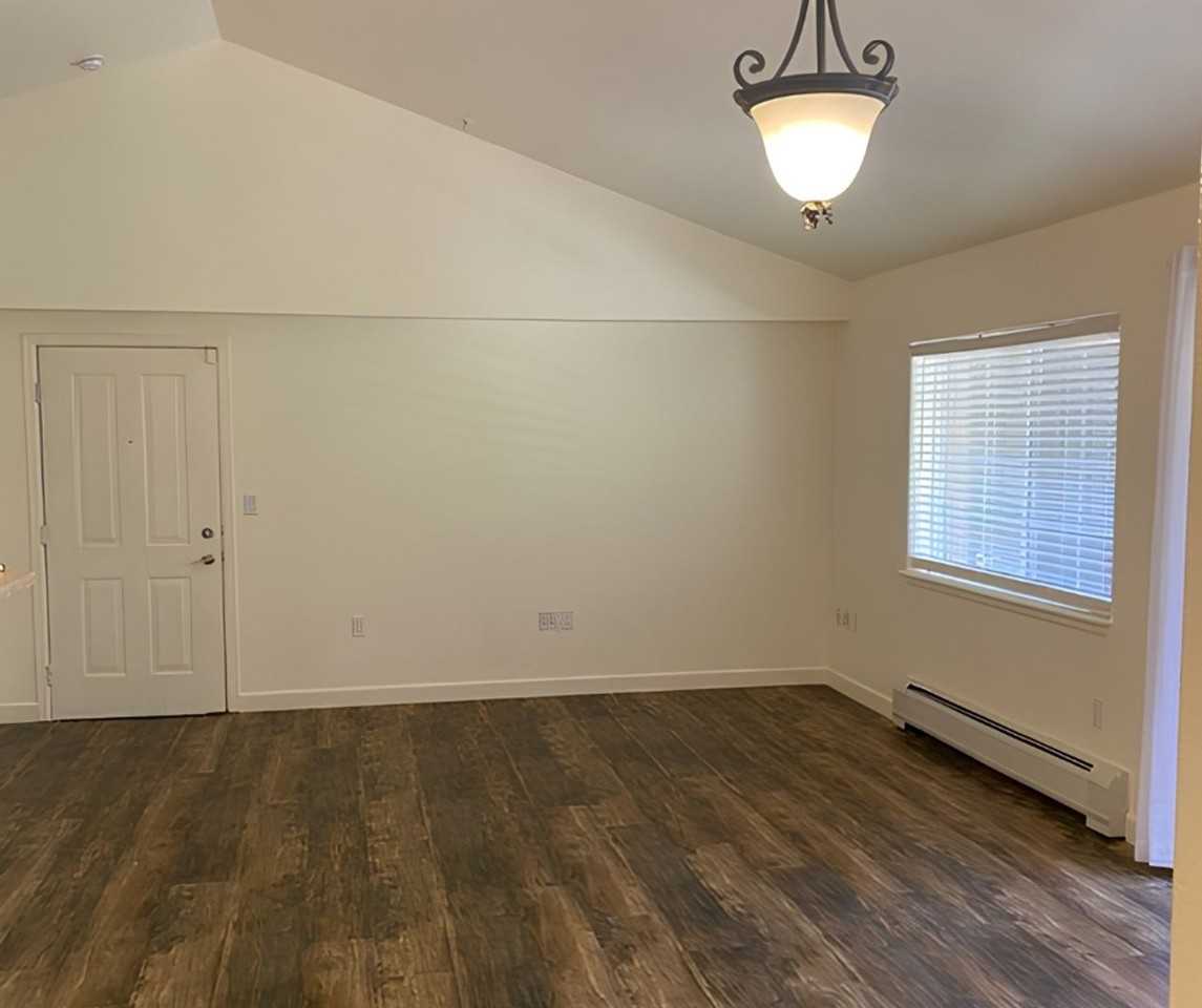 315 River View Dr #1807 - Photo 4 of 10