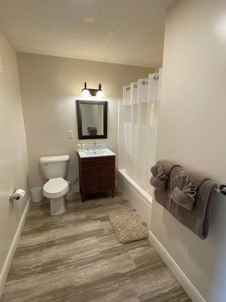 315 River View Dr #1807 - Photo 6 of 10