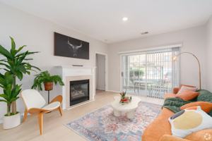 featured image of 98 Waterside Dr