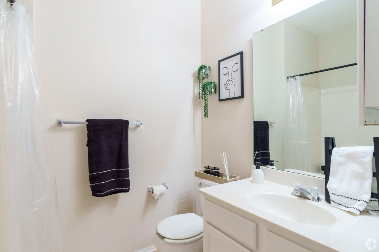 Carriage Place at Lake Chesterfield - Photo 7 of 24