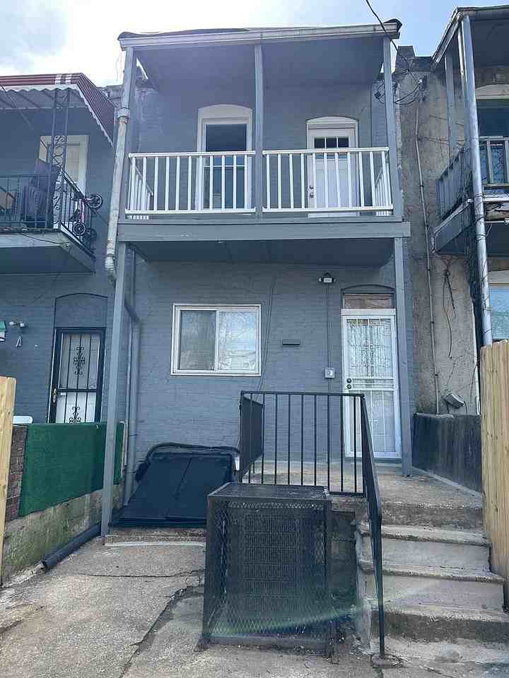 2644 Harlem Ave - Photo 6 of 20