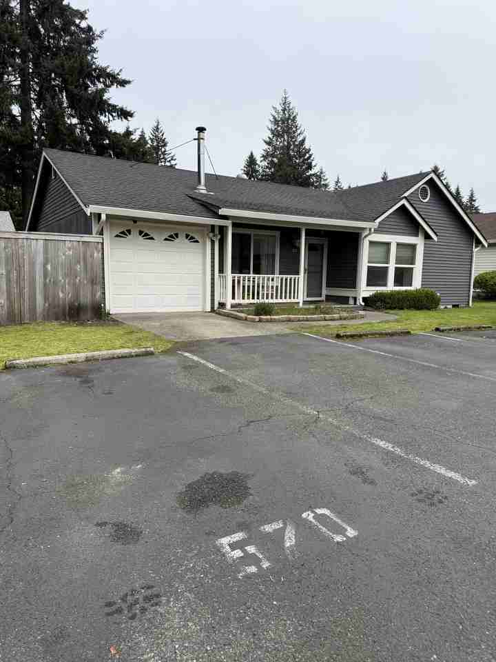 570 Malibu Dr Se #1 - Photo 2 of 24