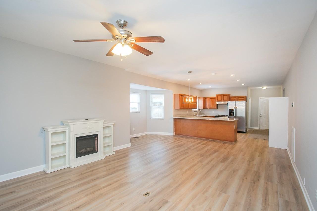 1014 Douglas Ave #1 - Photo 6 of 37