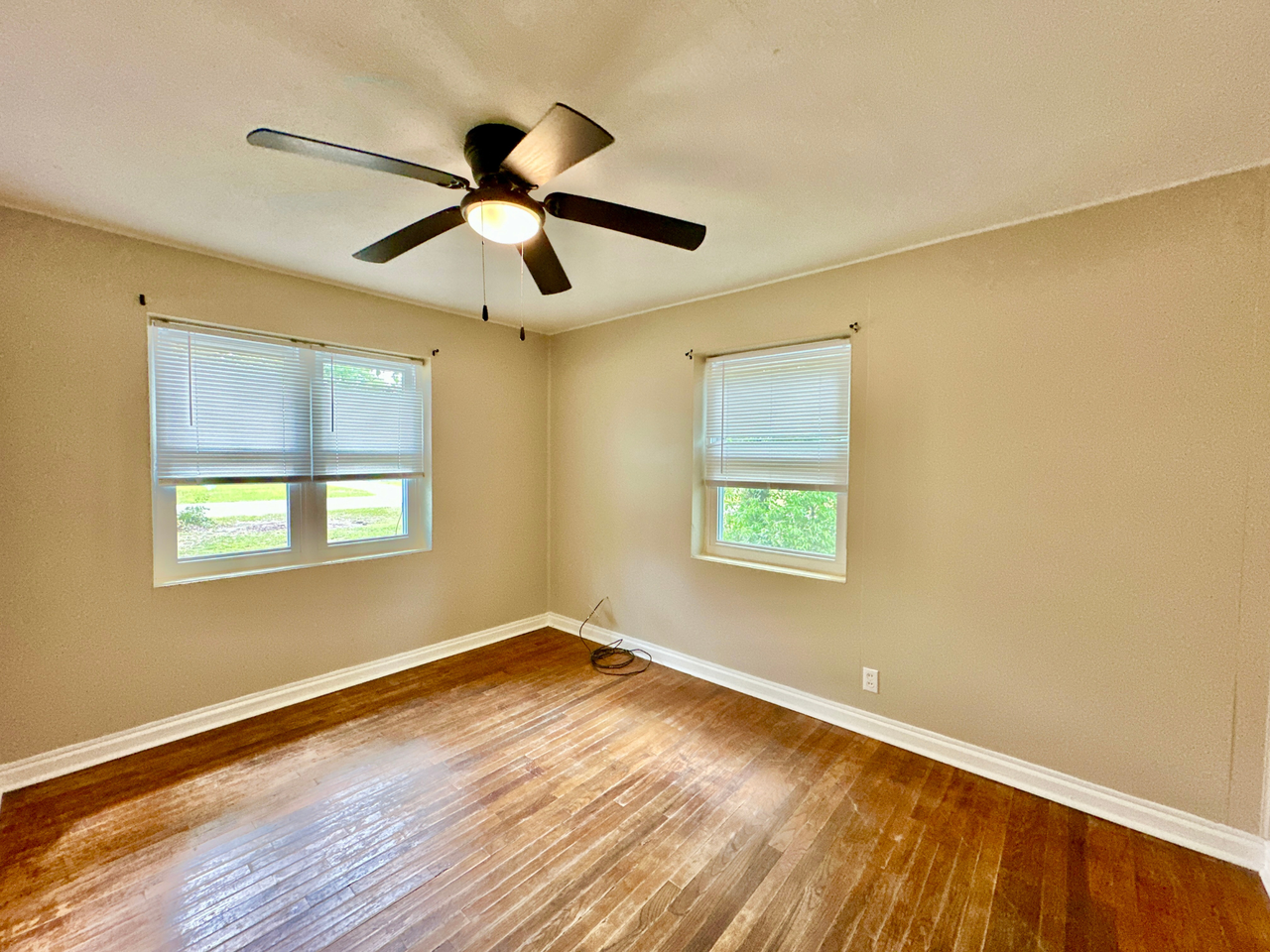 2324 Sterling Pl #1 - Photo 6 of 18