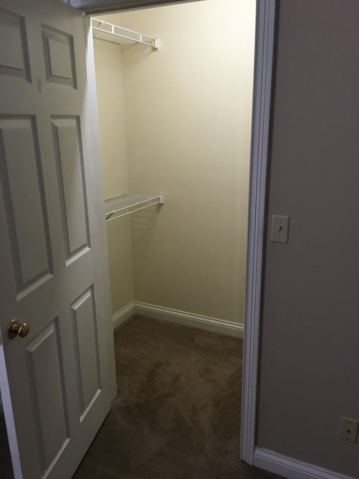 426 College St #426-3 - Photo 5 of 8