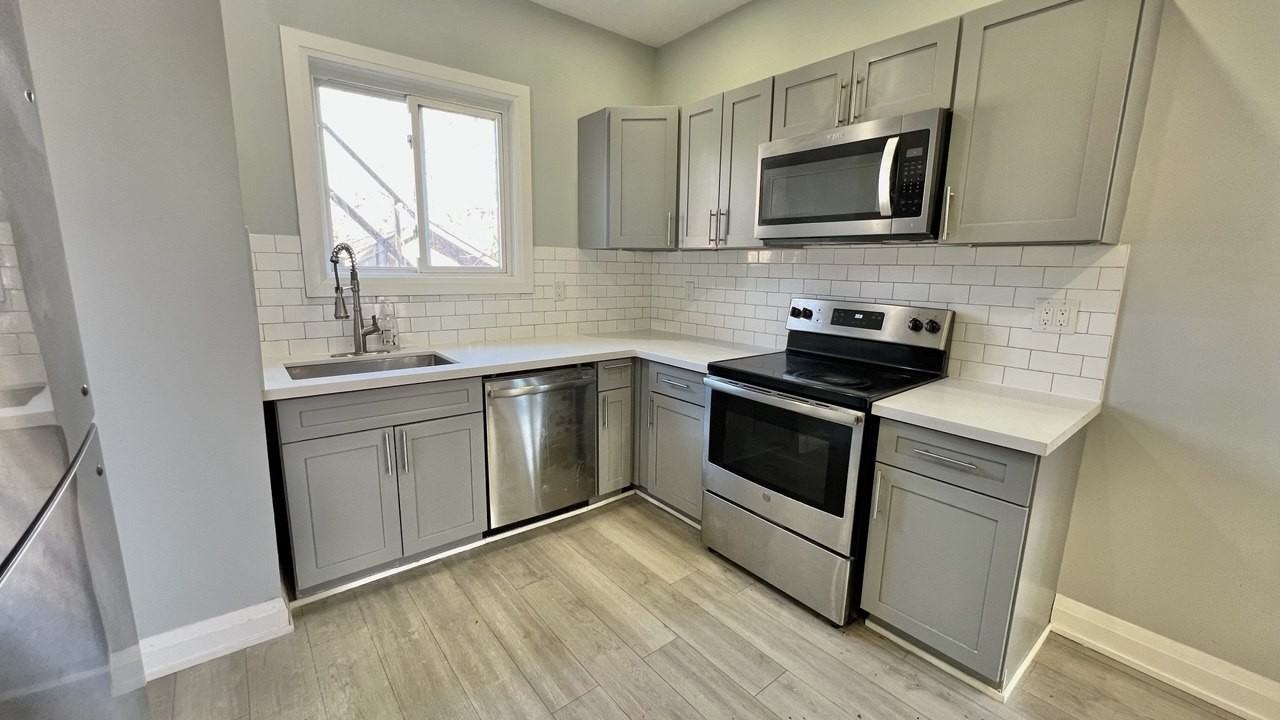 26 Fairleigh Ave S #2 - Photo 7 of 19