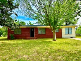 601 Lynn Ter #1 - Photo 1 of 1