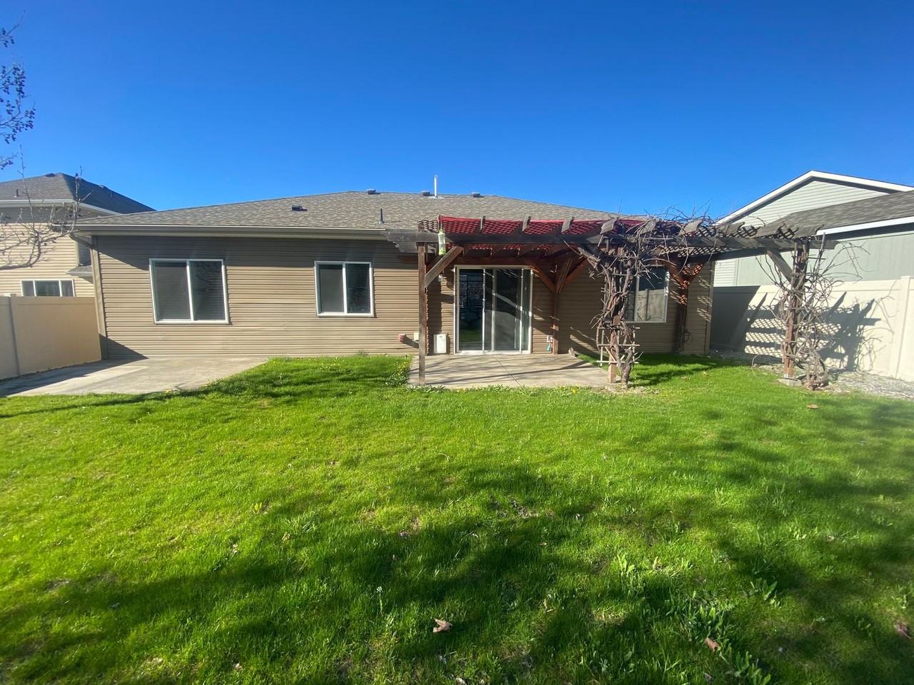 20250 E Deschutes Ave - Photo 2 of 33