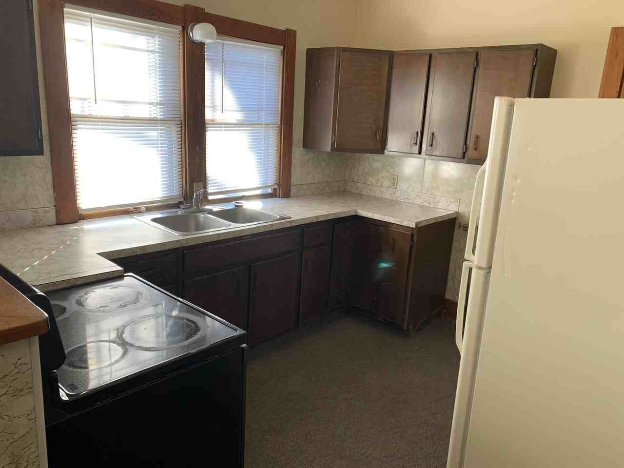 306 E 3rd St #1 - Photo 6 of 11