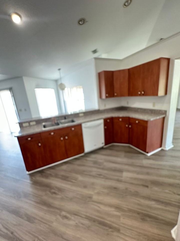 376 Marion Oaks Trl - Photo 3 of 15