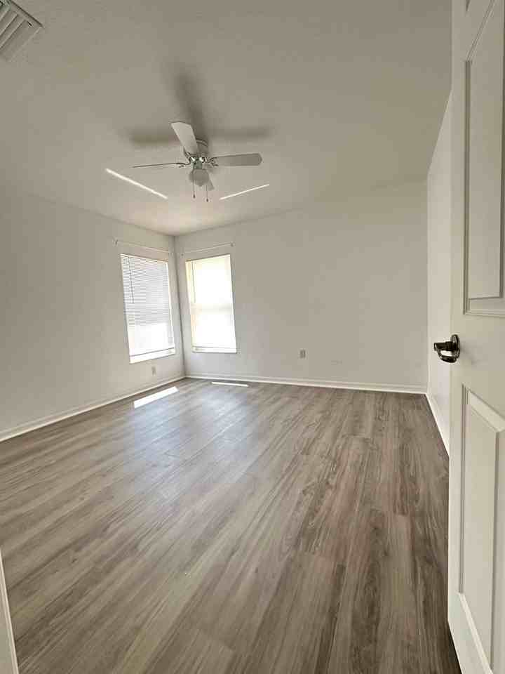 376 Marion Oaks Trl - Photo 6 of 15