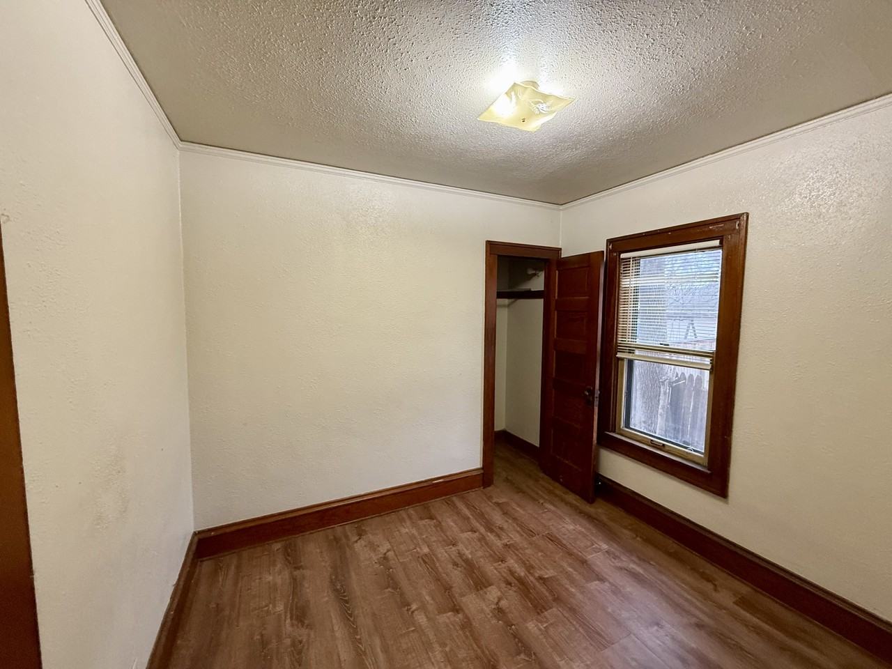 1025 Superior Ave #1025 - Photo 4 of 7