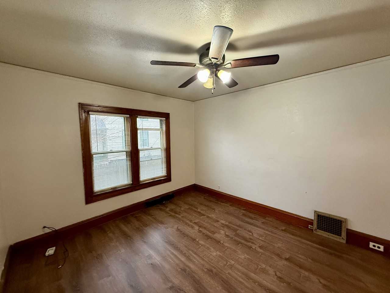 1025 Superior Ave #1025 - Photo 7 of 7