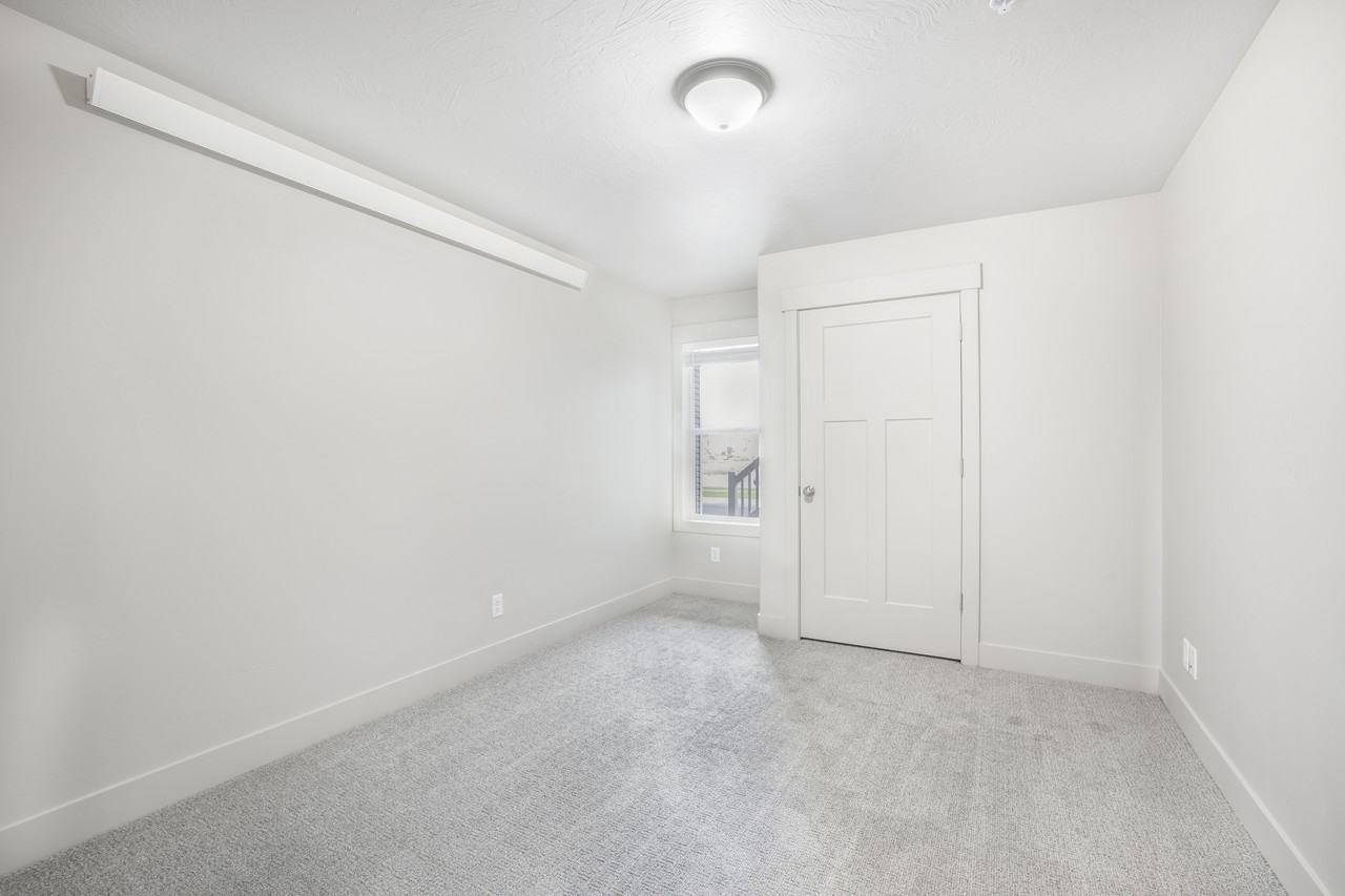 6123 N Silver Fox Rd #1 - Photo 7 of 21