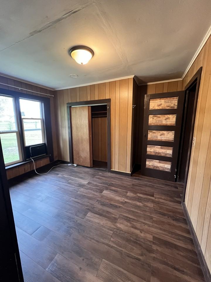 405 S Skaggs Rd #1 - Photo 7 of 14