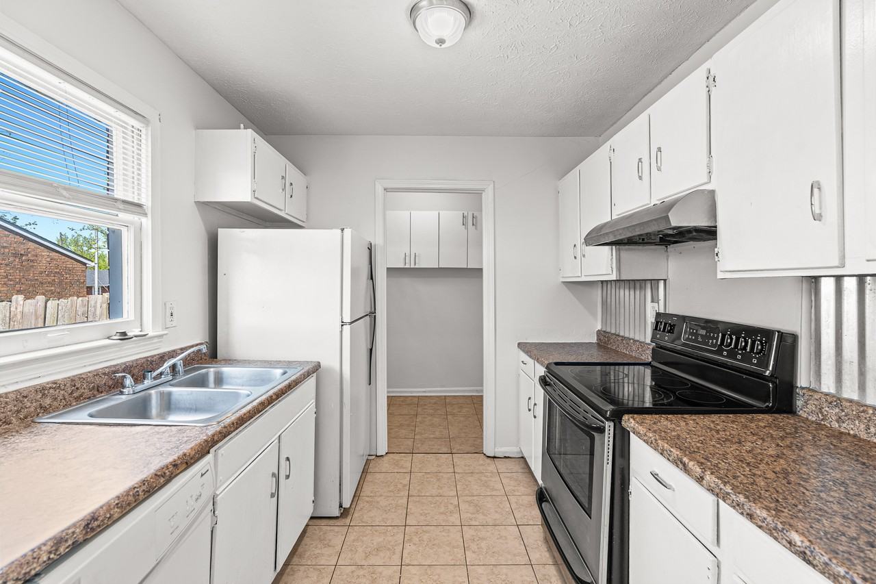 289 Osage Ct #289 - Photo 5 of 13