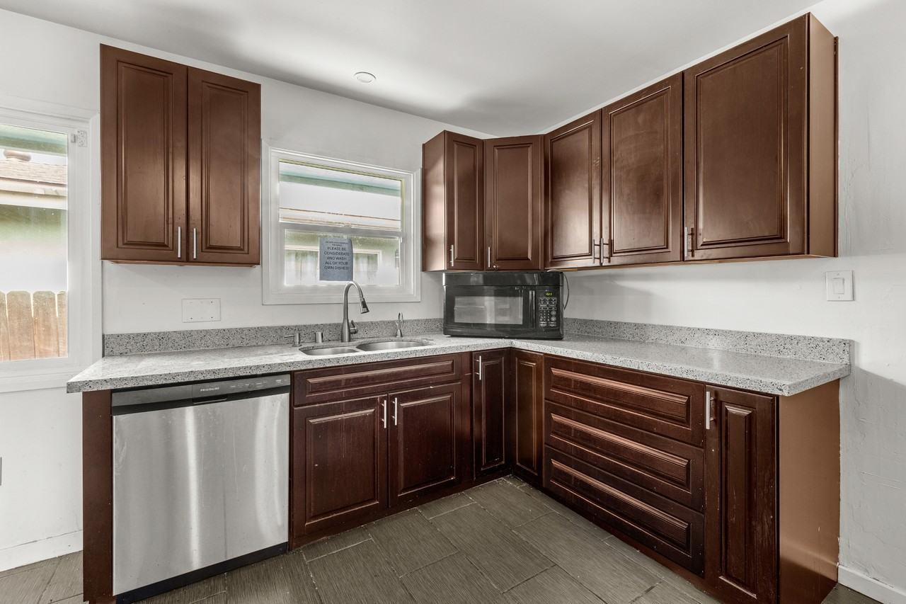 5619 Dorothy Dr #5619 - Photo 7 of 25