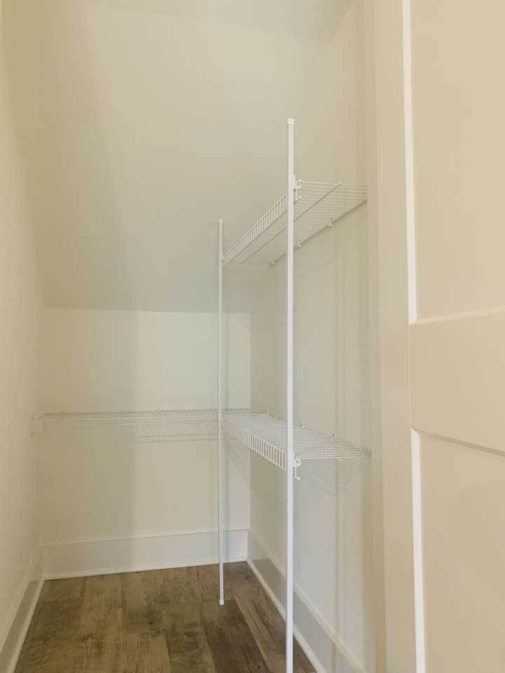 807 Coles Ferry Pike #807 - Photo 7 of 21