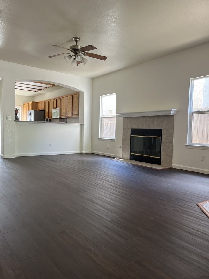 832 Graystone Ct #1 - Photo 4 of 15