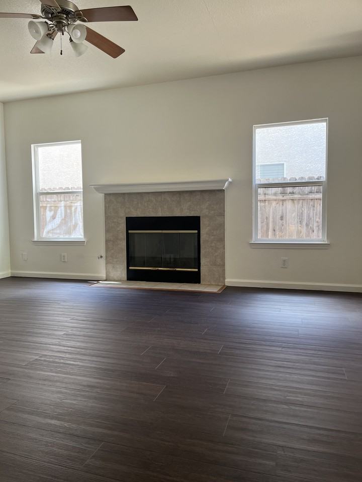 832 Graystone Ct #1 - Photo 5 of 15