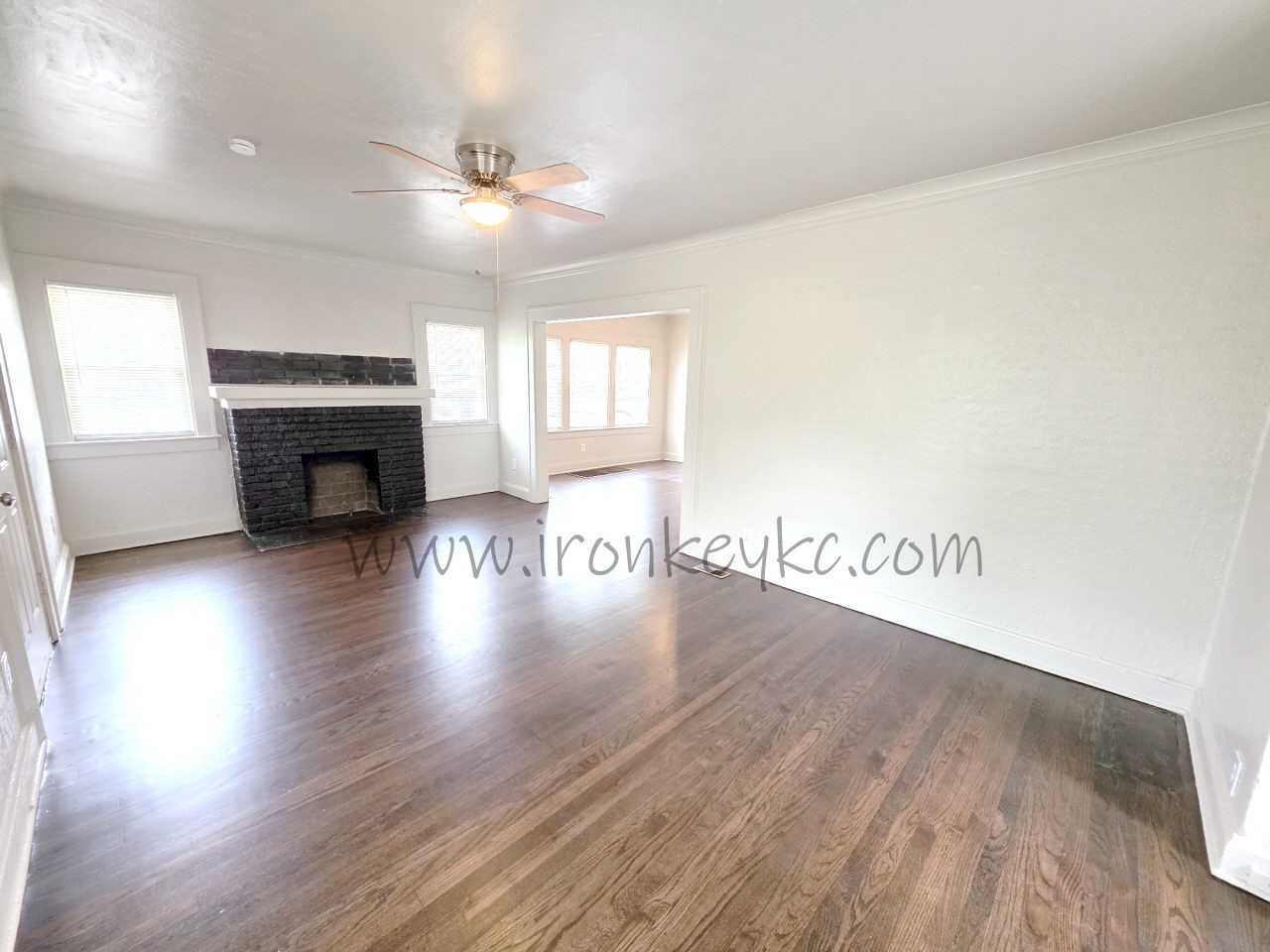 2100 E 58th St #1 - Photo 3 of 40