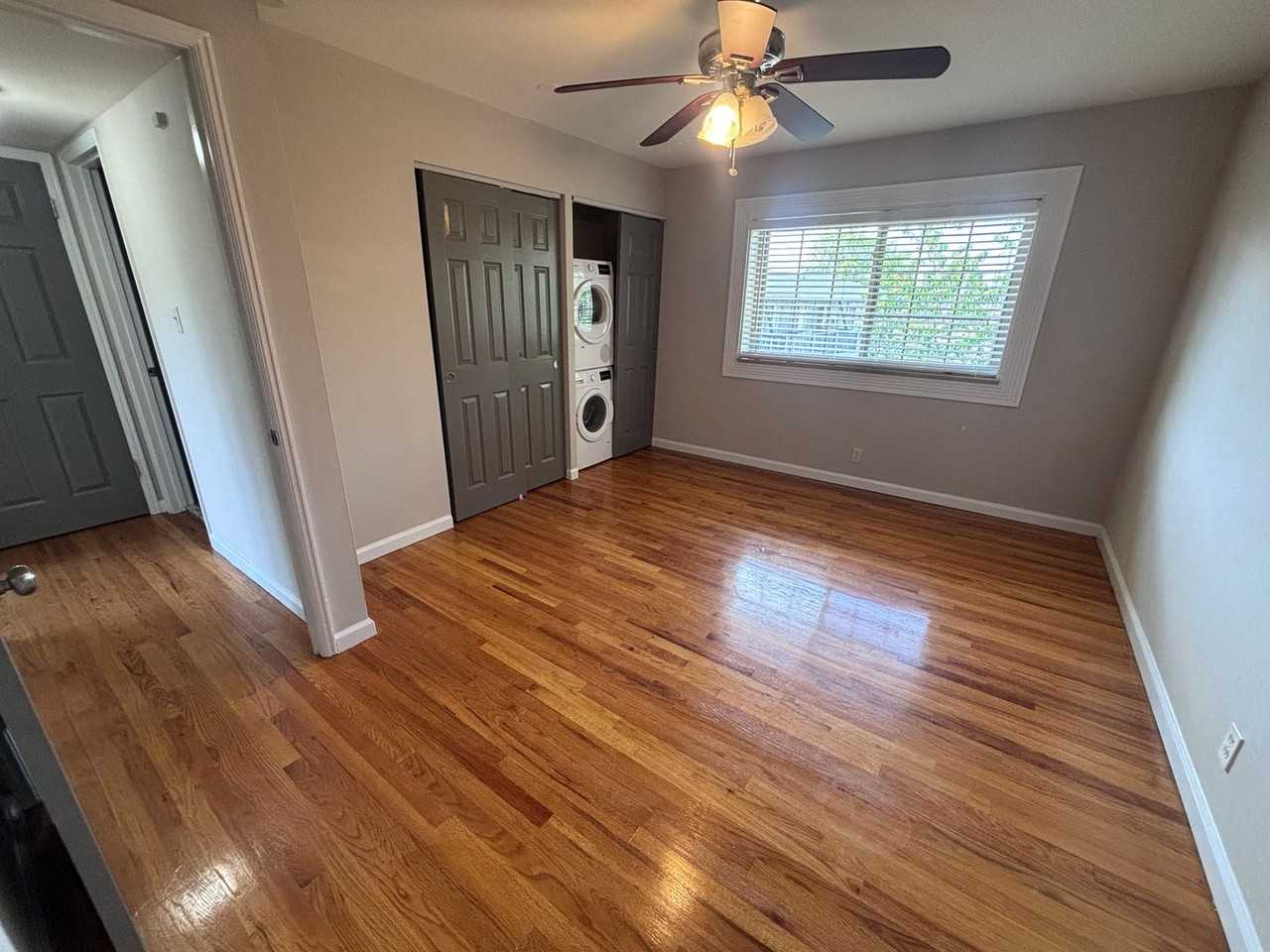 Anic Manor Apartments - Photo 5 of 11