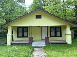 featured image of 427 Bower St #1