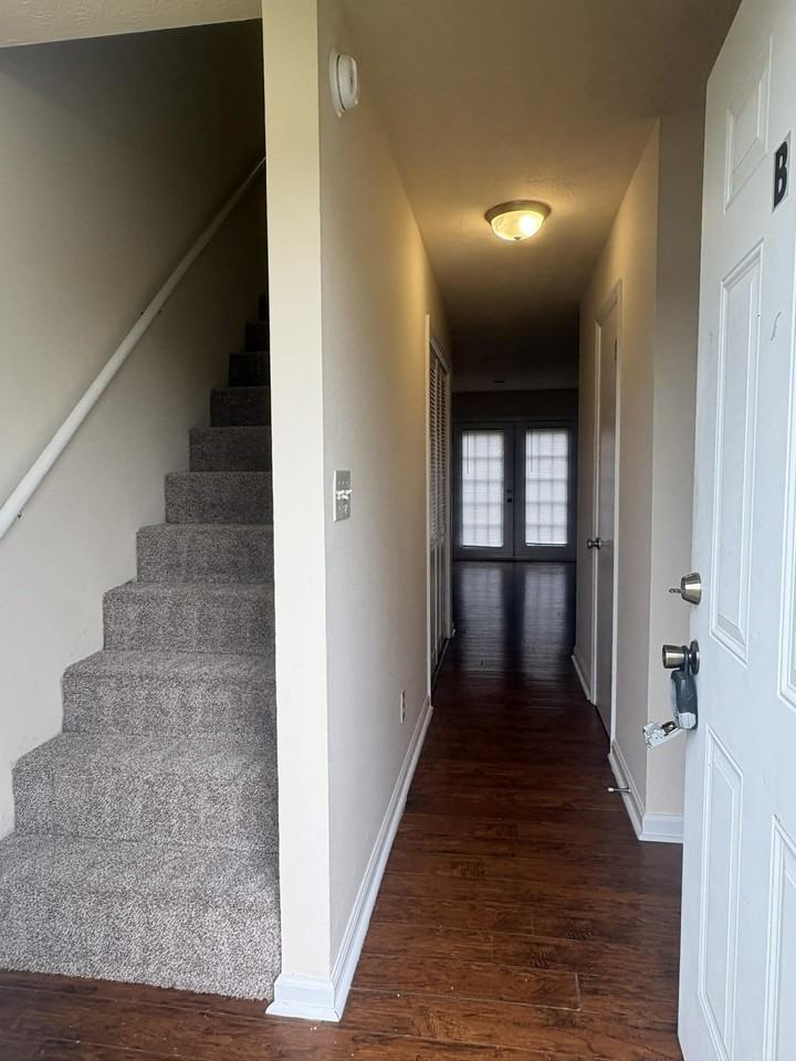 1708 Highland Way #B - Photo 2 of 24