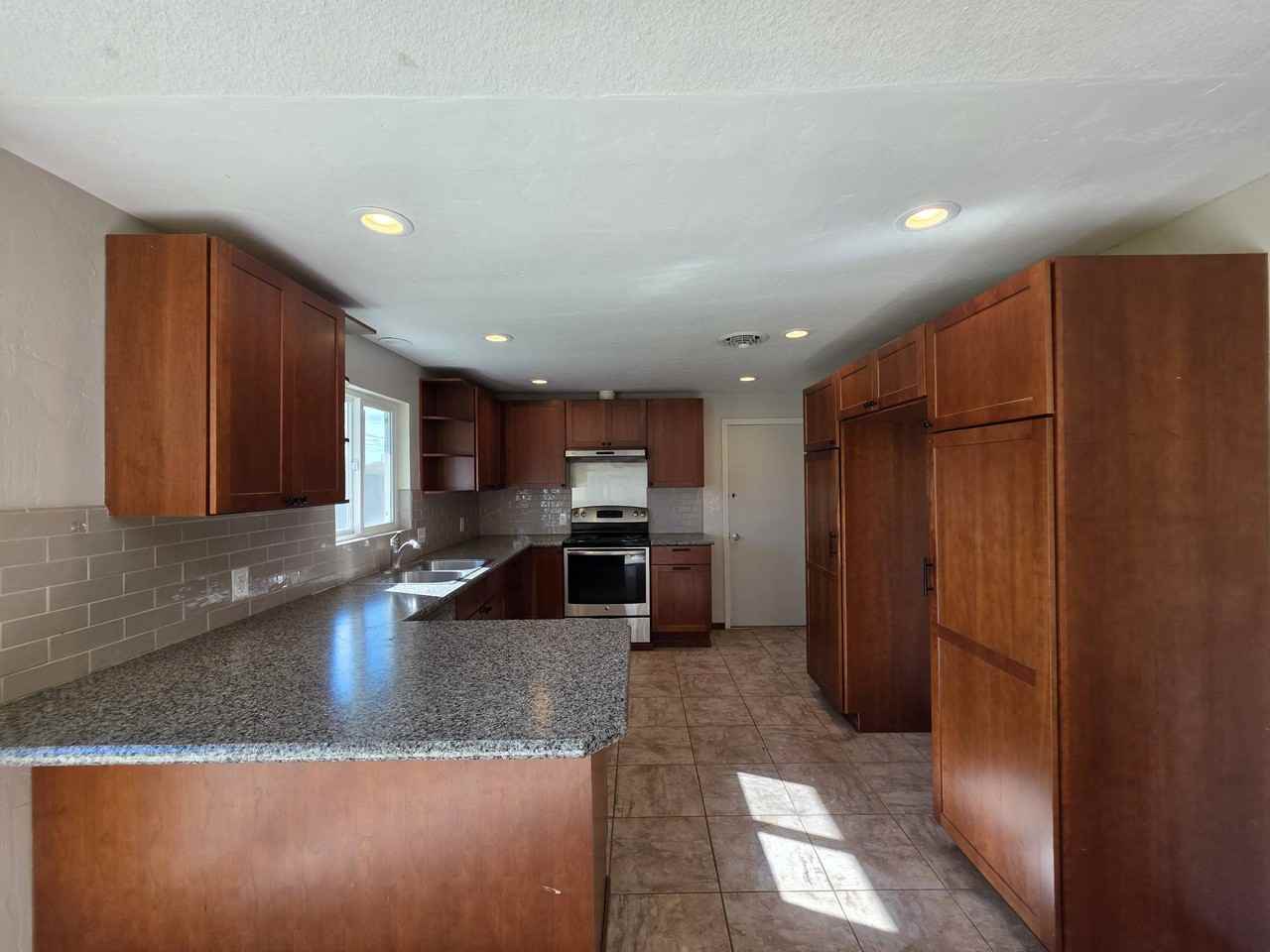 1601 S Yelm St #1 - Photo 6 of 22